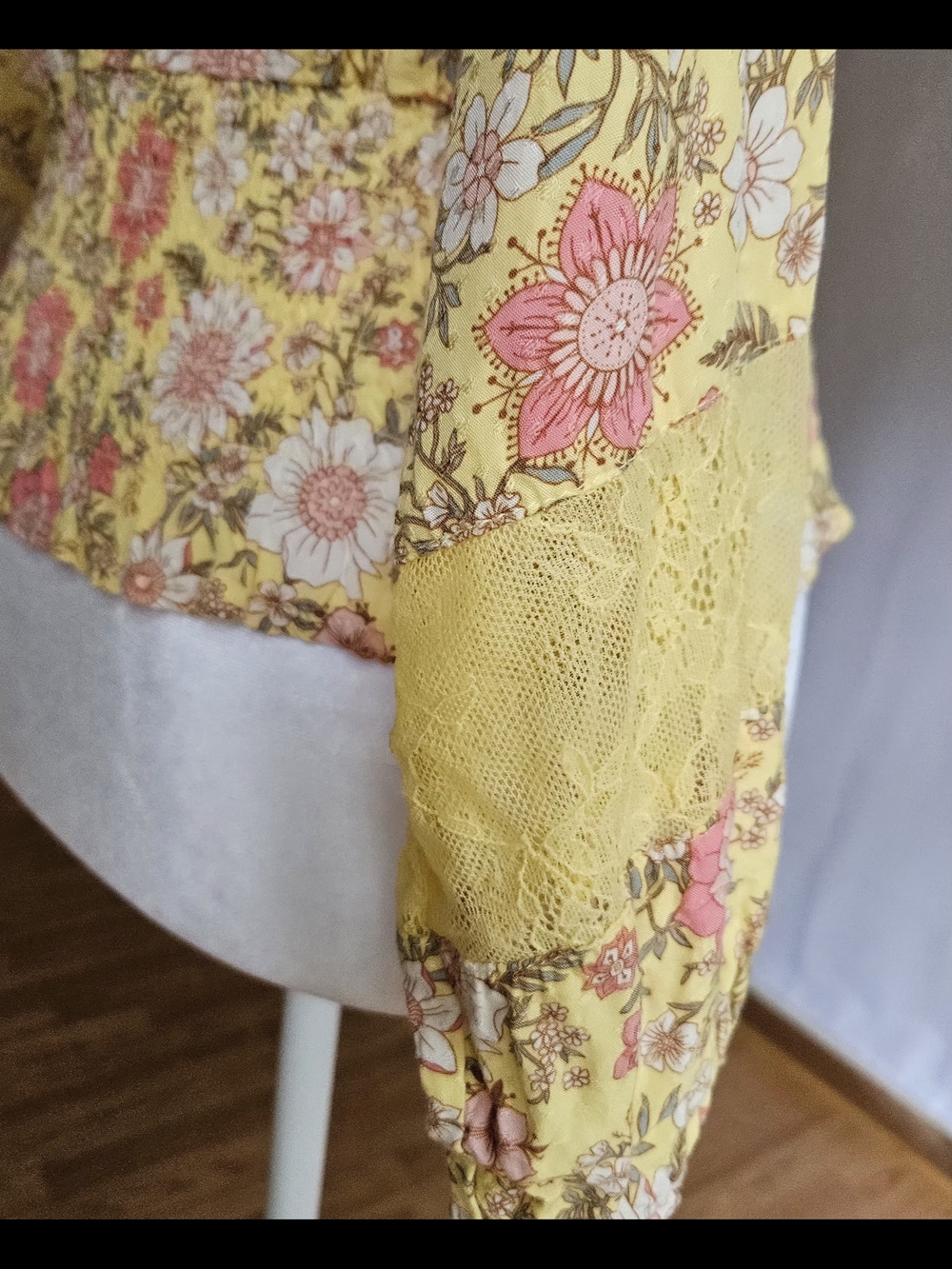 Yellow Pink Floral Boho Faux Wrap Smocked Blouse Lace Size M - Picture 6 of 14